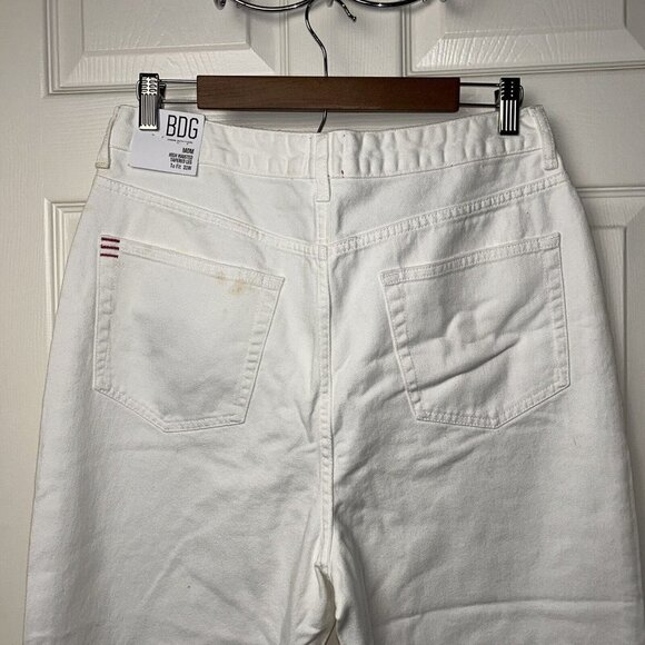 BDG Urban Outfitters White Mom High Rise Distressed Relaxed Fit Jeans size 31 - Picture 7 of 13